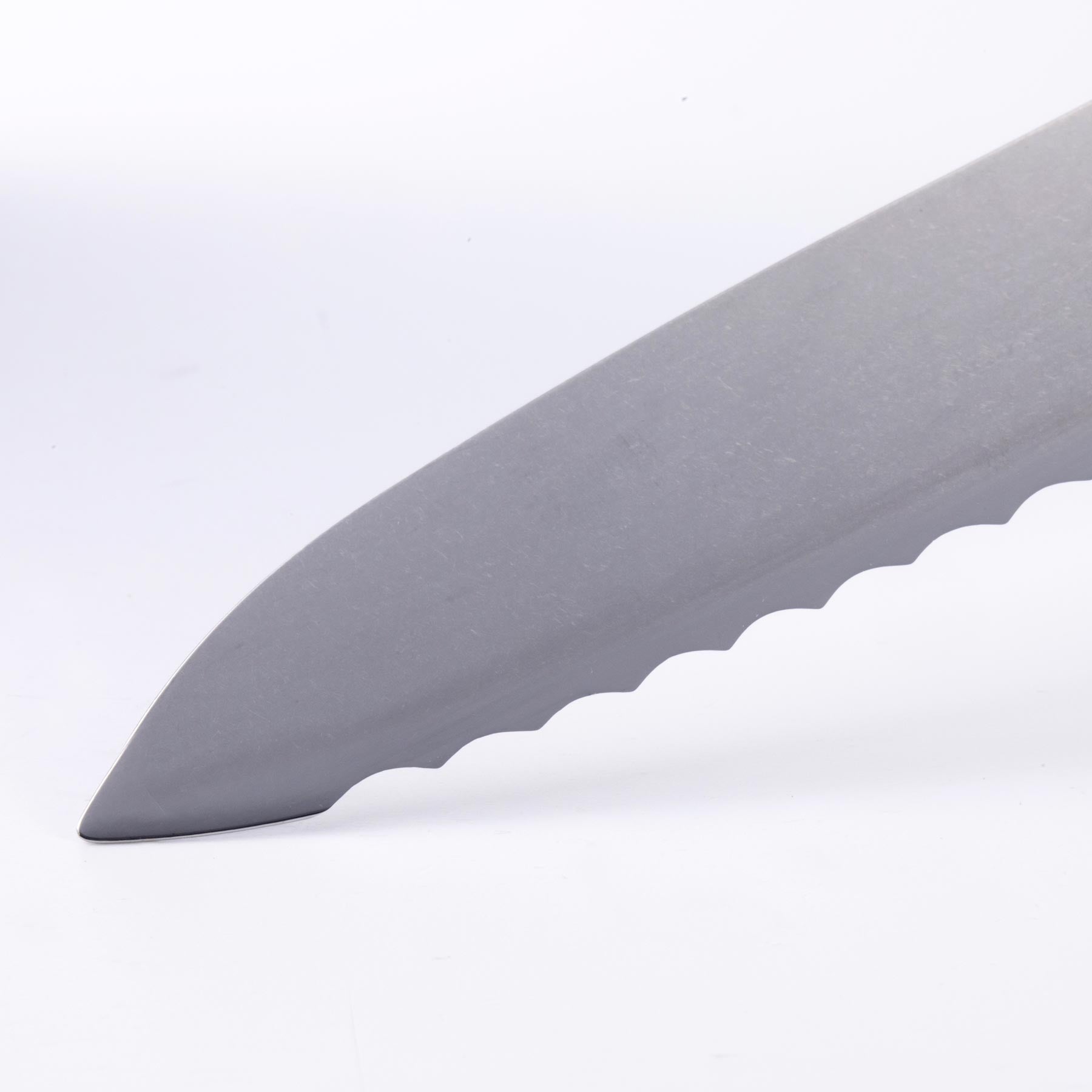 Messermeister Custom - 8 Scalloped Offset Bread Knife - Made in Solin –  Northwest Knives